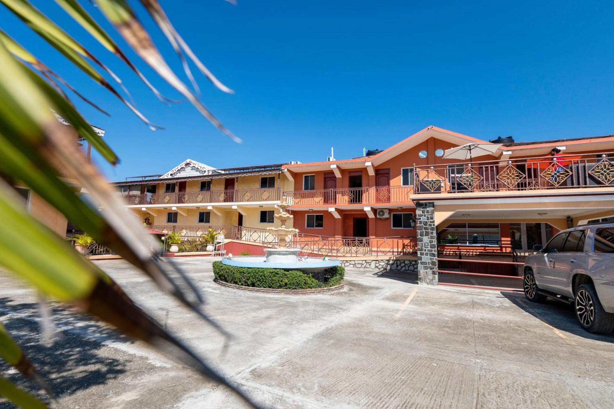 Vivy Hill'S Hotel Port-au-Prince Exteriér fotografie